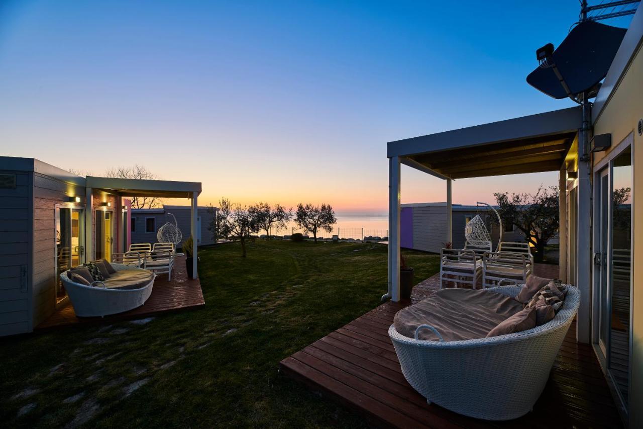 Mobile Homes Sunset Beach Zambratija  Exteriör bild